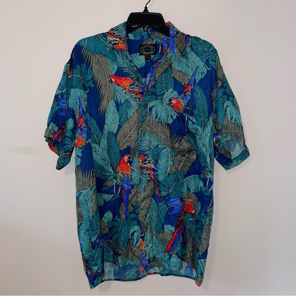 Hawaiian Reserve Collection Silk Tropical Parrot Print Button Up Shirt Medium